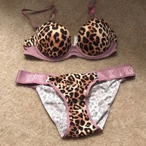 NWT VS PINK BRA AND PANTY